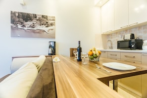 Departamento, 1 habitación, vista al mar | Servicio a la habitación