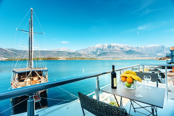 Beach/ocean view - Apartments MONET (Tivat)