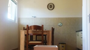 In-room dining - Milmaris Apartments (Tivat)
