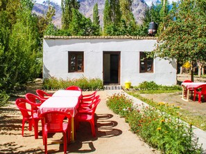 Breakfast, lunch and dinner served - K2 Resort Camps (Leh)
