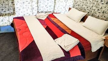 Deluxe Double Room, 1 Double Bed, Mountain View, Mountainside | Free WiFi