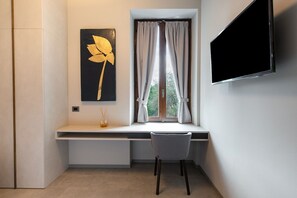 Minibar, caja de seguridad en la habitación y sistema de insonorización 