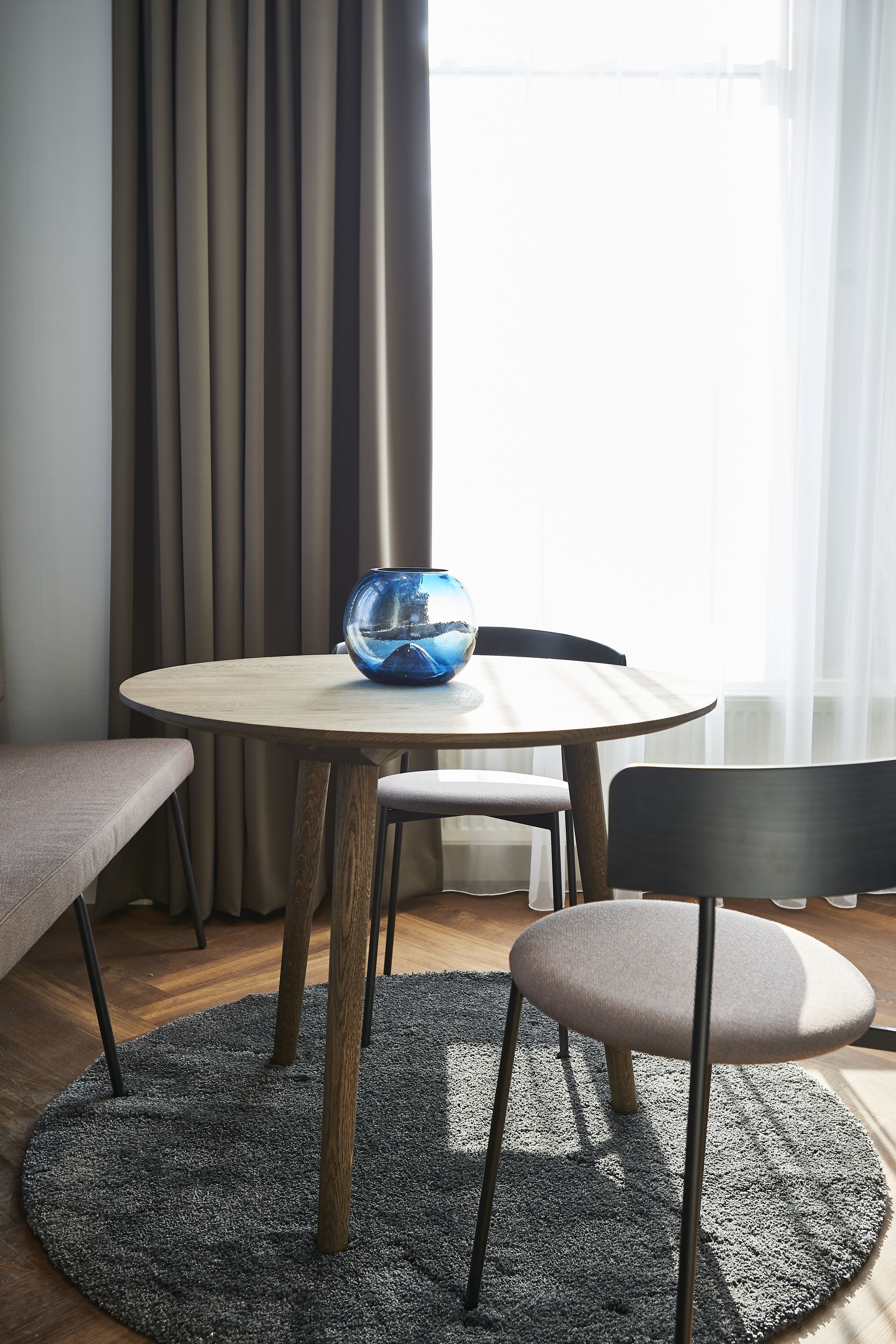 superior suite, 1 bedroom, kitchenette | in-room dining