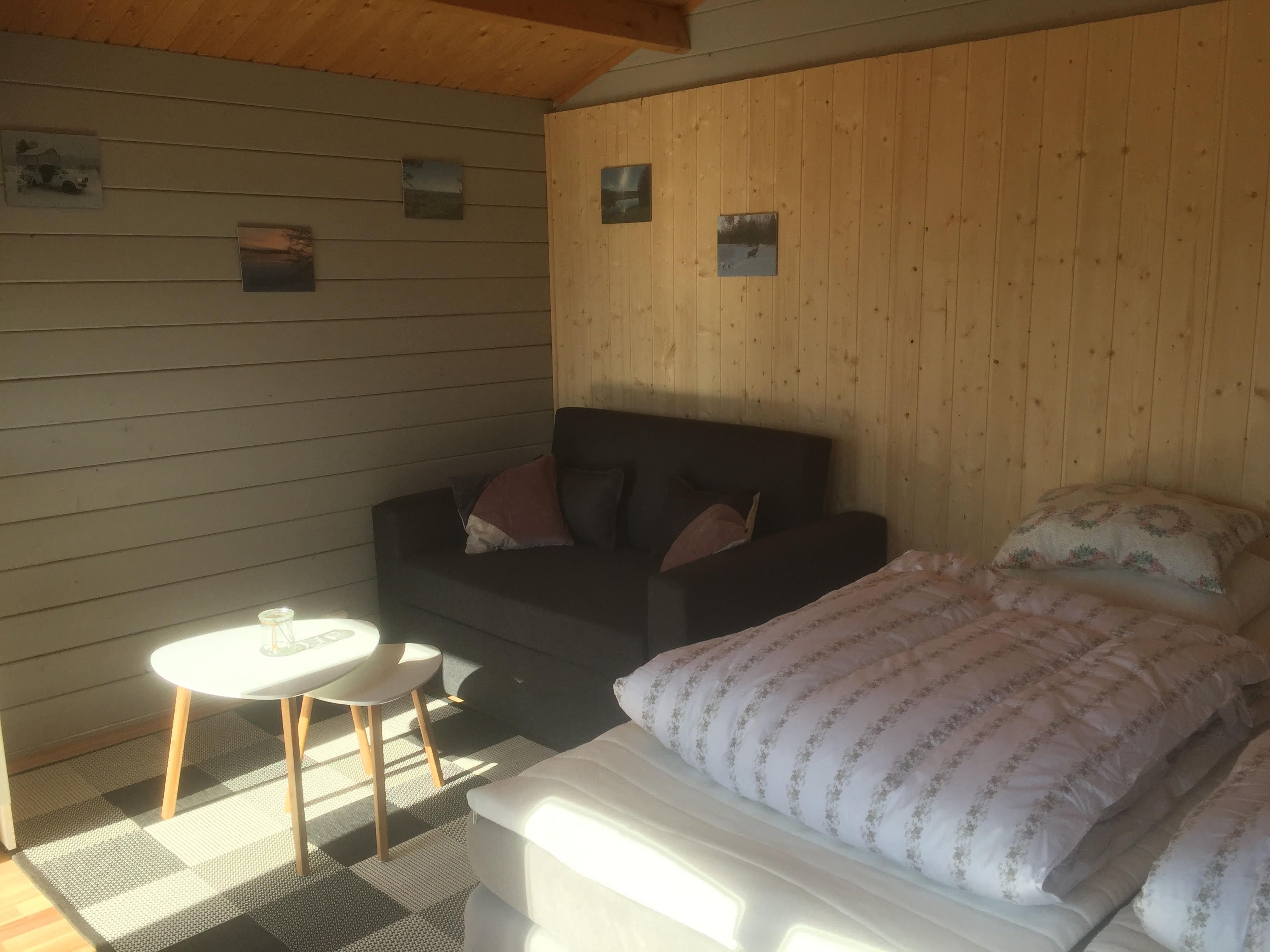 Traditional Cottage, 1 King Bed with Sofa bed, Refrigerator, Mountainside | Hypo-allergenic bedding