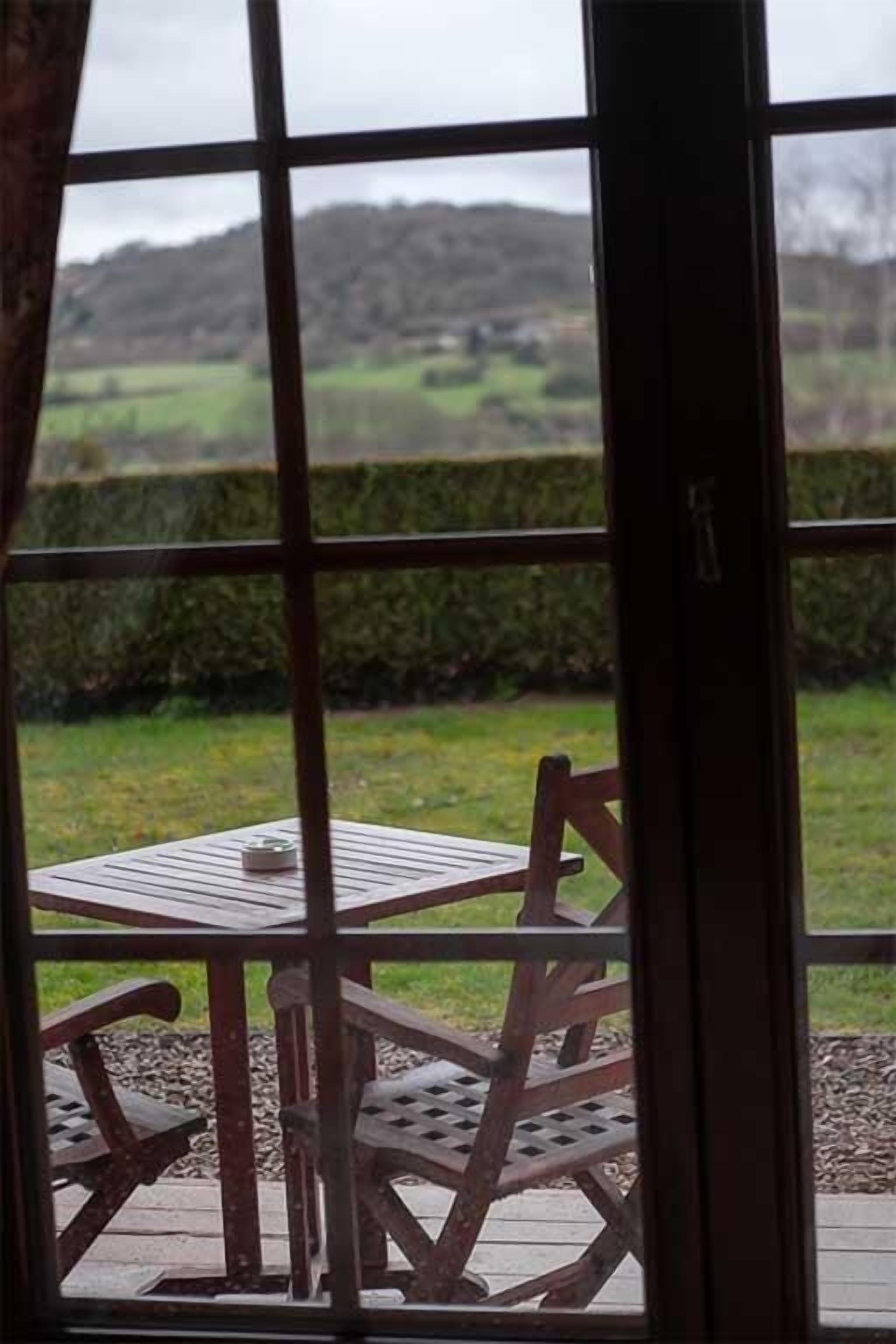 double room, garden view | terrace/patio