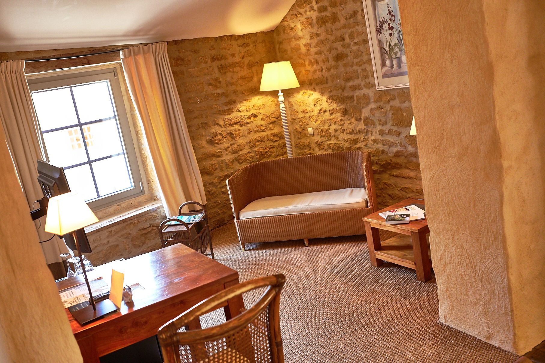 deluxe suite | desk, cots/infant beds, rollaway beds, free wifi