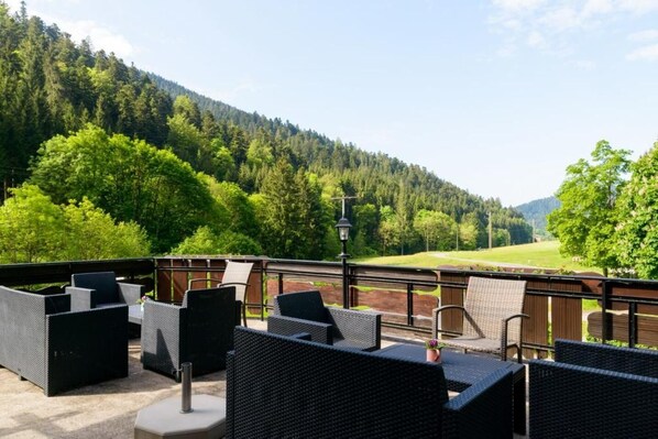 ลานระเบียง/นอกชาน