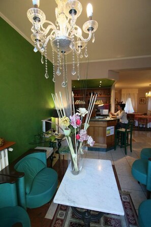 Siddeområde i lobbyen