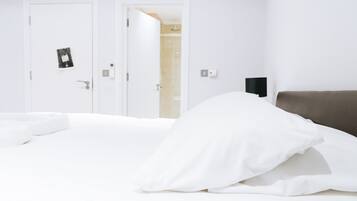 Basic Studio, 1 Double Bed | Egyptian cotton sheets, premium bedding, individually decorated