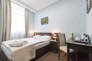 Standard Double Room, 1 Bedroom | Premium bedding, minibar, in-room safe, desk - West Park Hotel (Sofiivska Borschahivka)