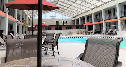 Clarion Inn & Suites Bowling Green