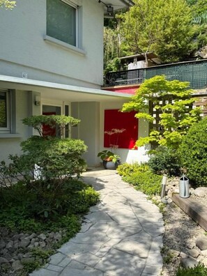 Exterior detail - Le Jardin de la Tuilerie (Pfastatt)