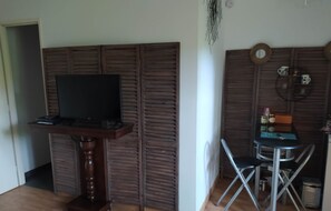 舒適雙人房 | 電視