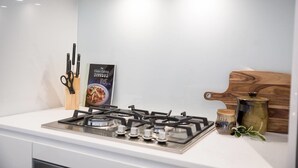 Executive Apartment, 1 Bedroom, Kitchen, City View | Private kitchen - Central City Designer Pad (Brisbane)