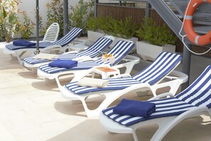 Outdoor banquet area - Hotel Vista al Sol (Paterna)