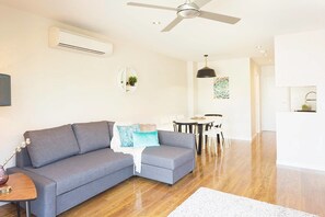Executive House, 3 Bedrooms, Kitchen, City View | Living area - New Designer Home + Parking + Close to Airport (Nundah)