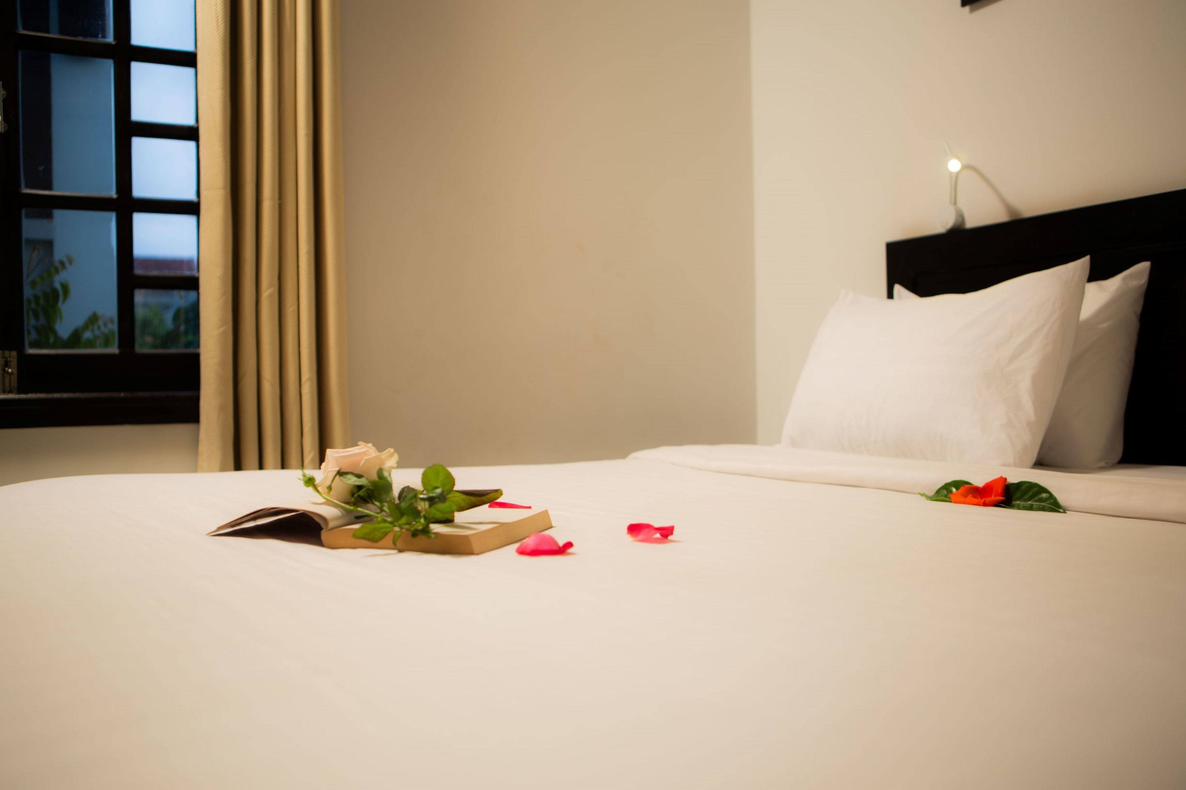 1 bedroom, premium bedding, minibar, in-room safe