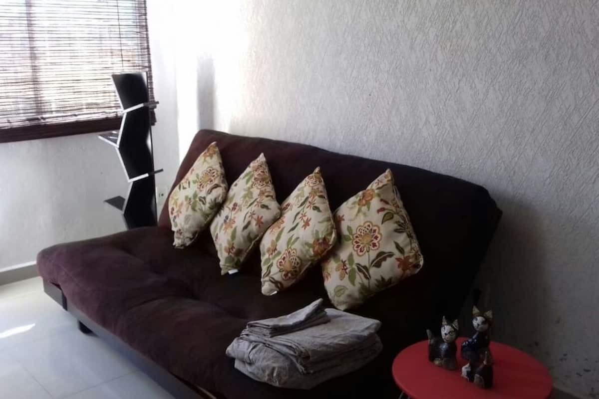 Family Townhome, 3 Bedrooms | Living area | Flat-screen TV
