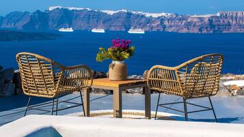 Superior View Suite with Private Pool | Vista spiaggia/mare
