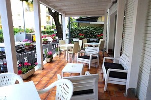 Terrace/patio - Hotel Villa Donati (Rimini)