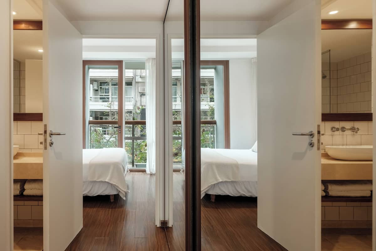 2 habitaciones, ropa de cama de alta calidad y cubrecamas