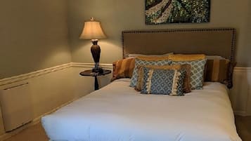 Quarto standard, 1 cama Queen, para não fumantes, banheiro privativo (Vintage Room 1) | Roupas de cama premium, individualmente decorados