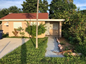 Front of property - Little Home Away From Home (Hallandale Beach)