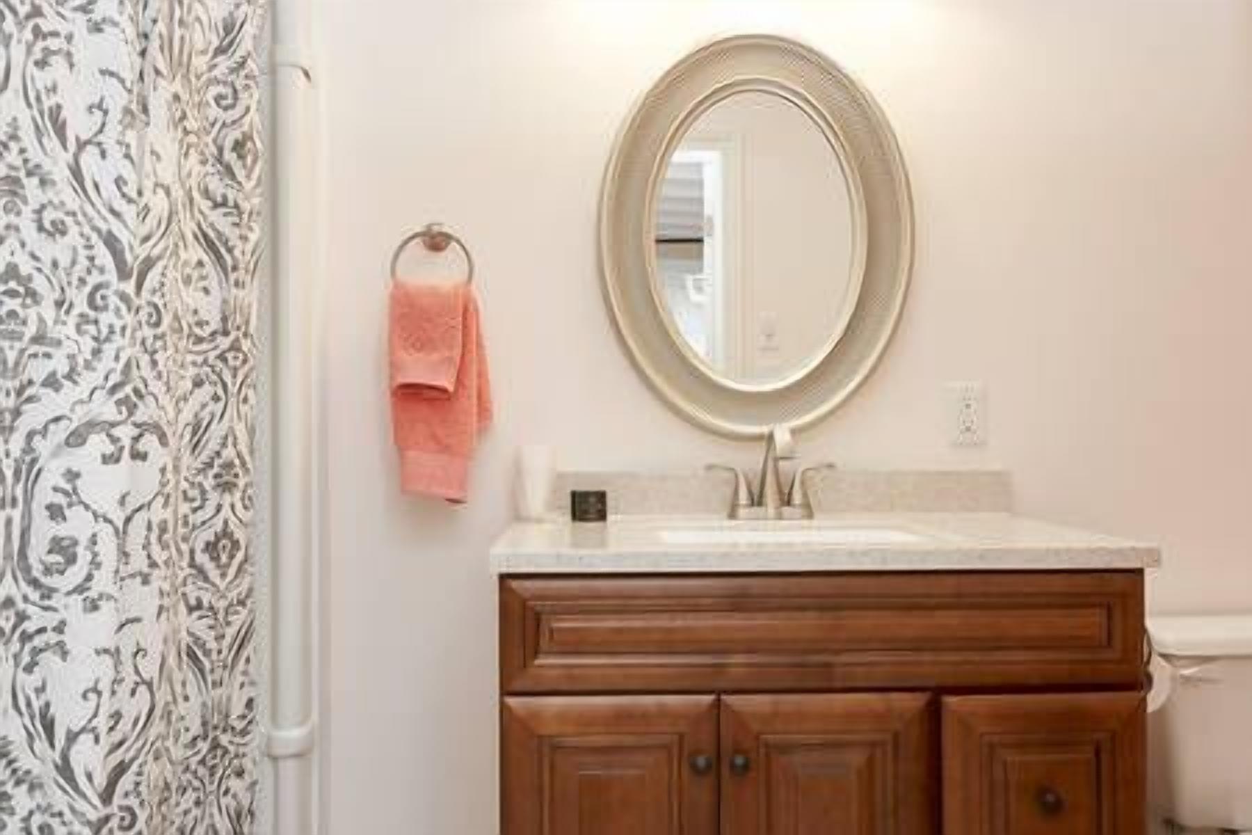 suite, 1 king bed | bathroom sink