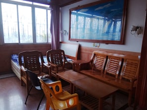 Khu tiếp khách ở sảnh