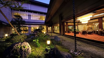 庭院