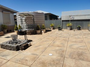 Exterior - Chrissie's Dongara - Pet Friendly (Kimba)
