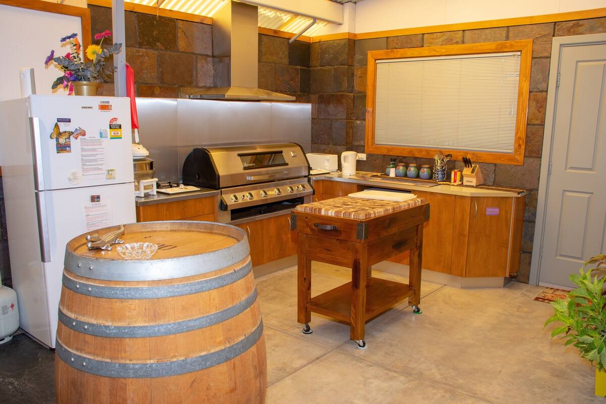 family suite  | private kitchen | fridge, microwave, toaster, cleaning supplies