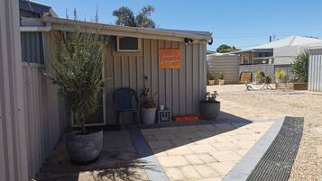 Overnatningsstedets indgangsparti