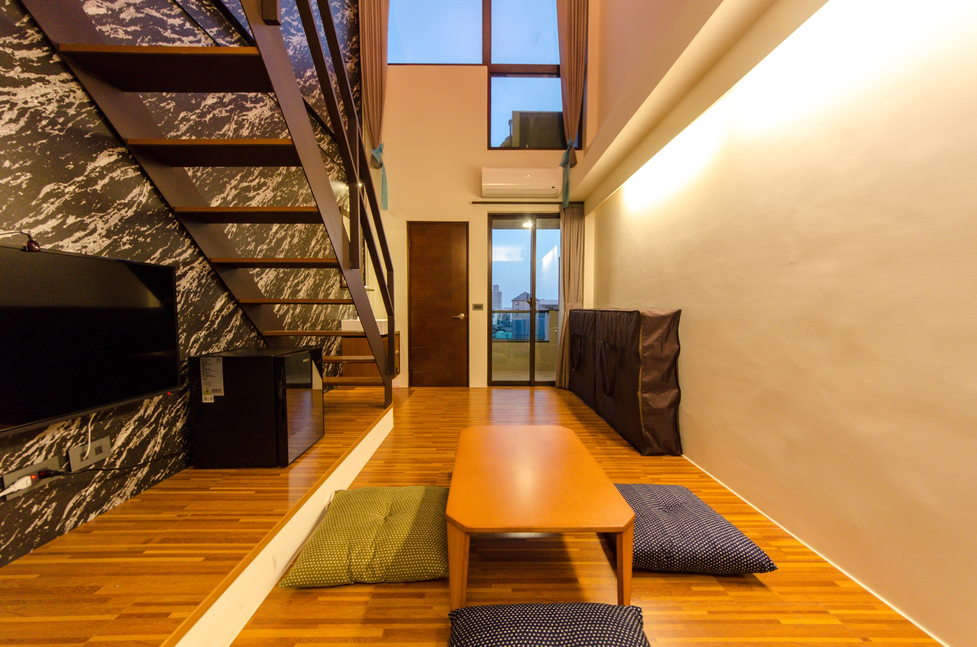 gallery loft, 1 double bed | living area | 40-inch led tv with digital channels, tv