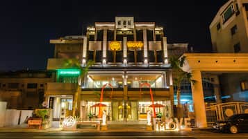 Front of property – evening/night