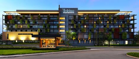 Outdoor banquet area