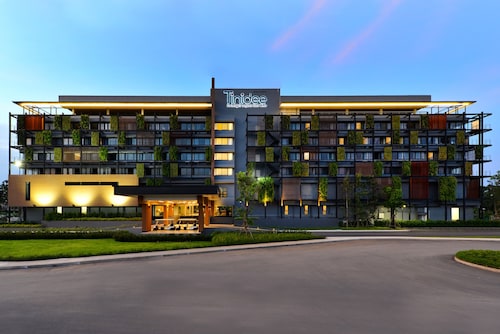 Tinidee Hotel Bangkok Golf Club