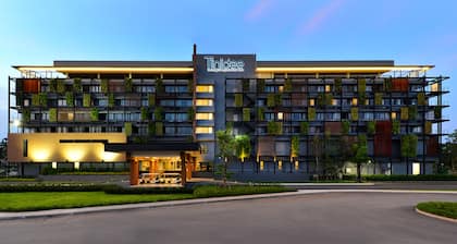 Tinidee Hotel Bangkok Golf Club