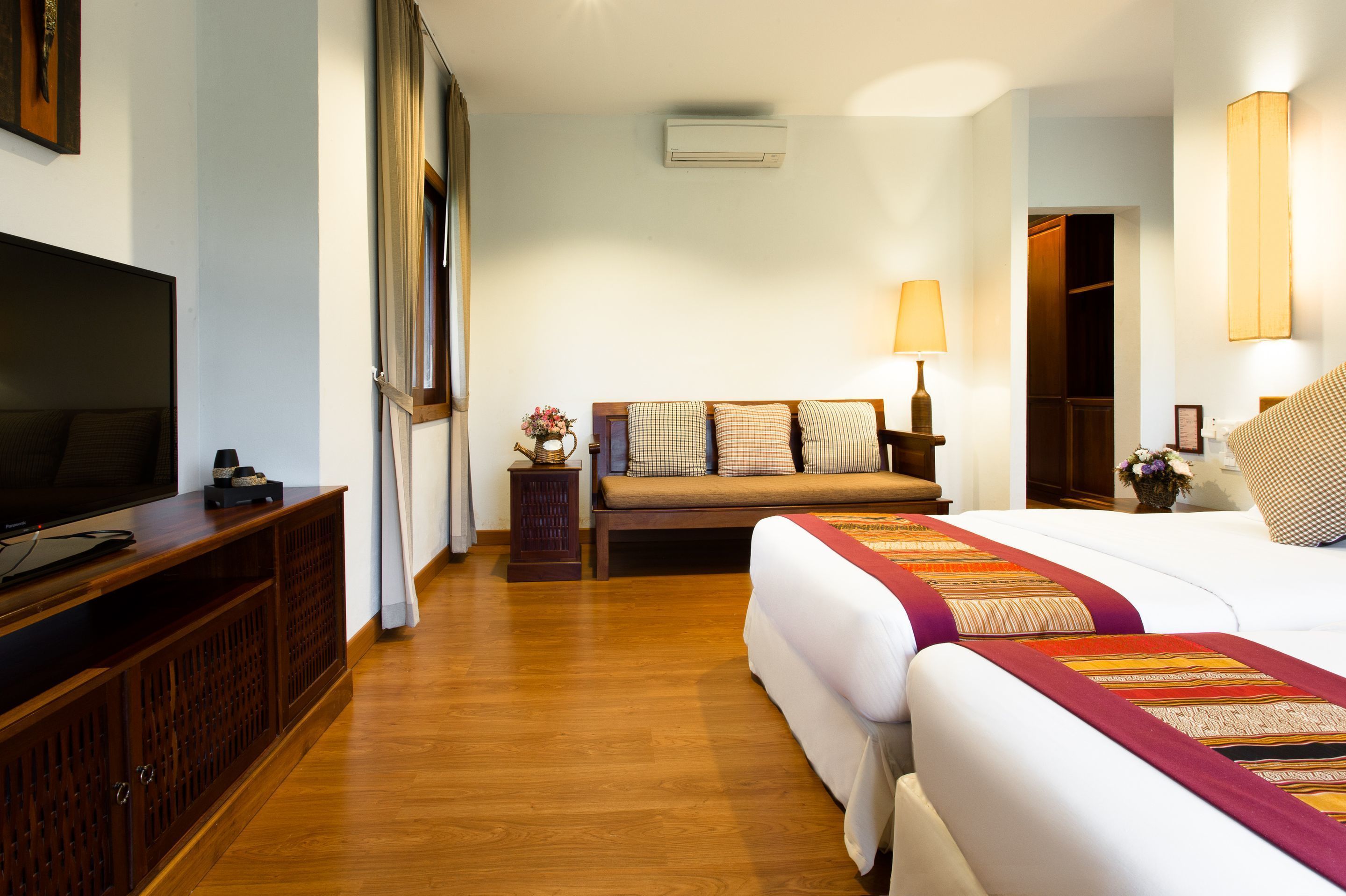 deluxe twin | premium bedding, minibar, in-room safe, blackout curtains