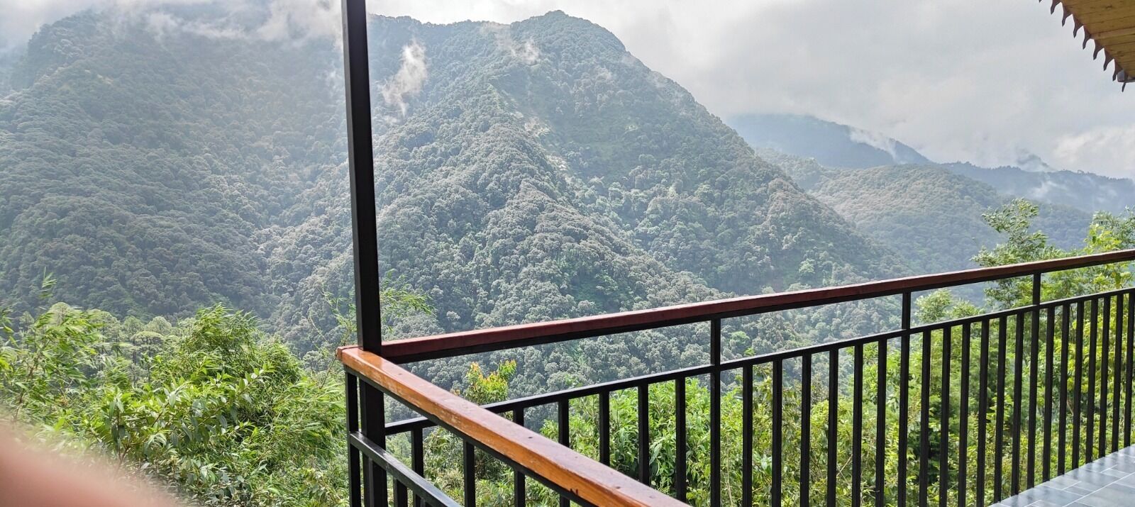 Pemandangan balkon