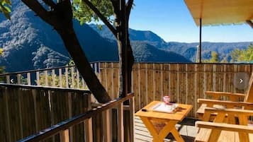 Deluxe Cottage | Balcony view