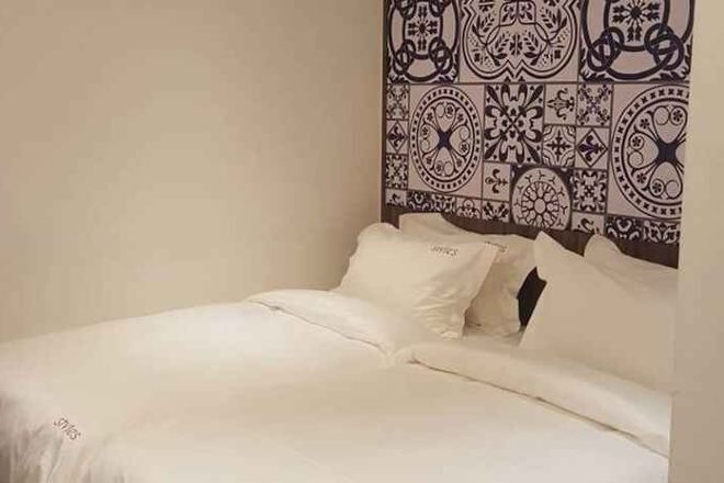 In-room safe, desk, free WiFi, bed sheets