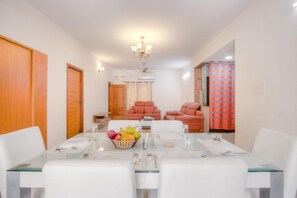 Restaurant - Kolam Serviced Apartments - Adyar (Chennai)