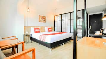 ๋๋ญ์ค ๋๋ธ๋ฃธ | 1 ๊ฐ์ ์นจ์ค, ์ฑ
์, ๋ฌด๋ฃ WiFi, ์นจ๋ ์ํธ