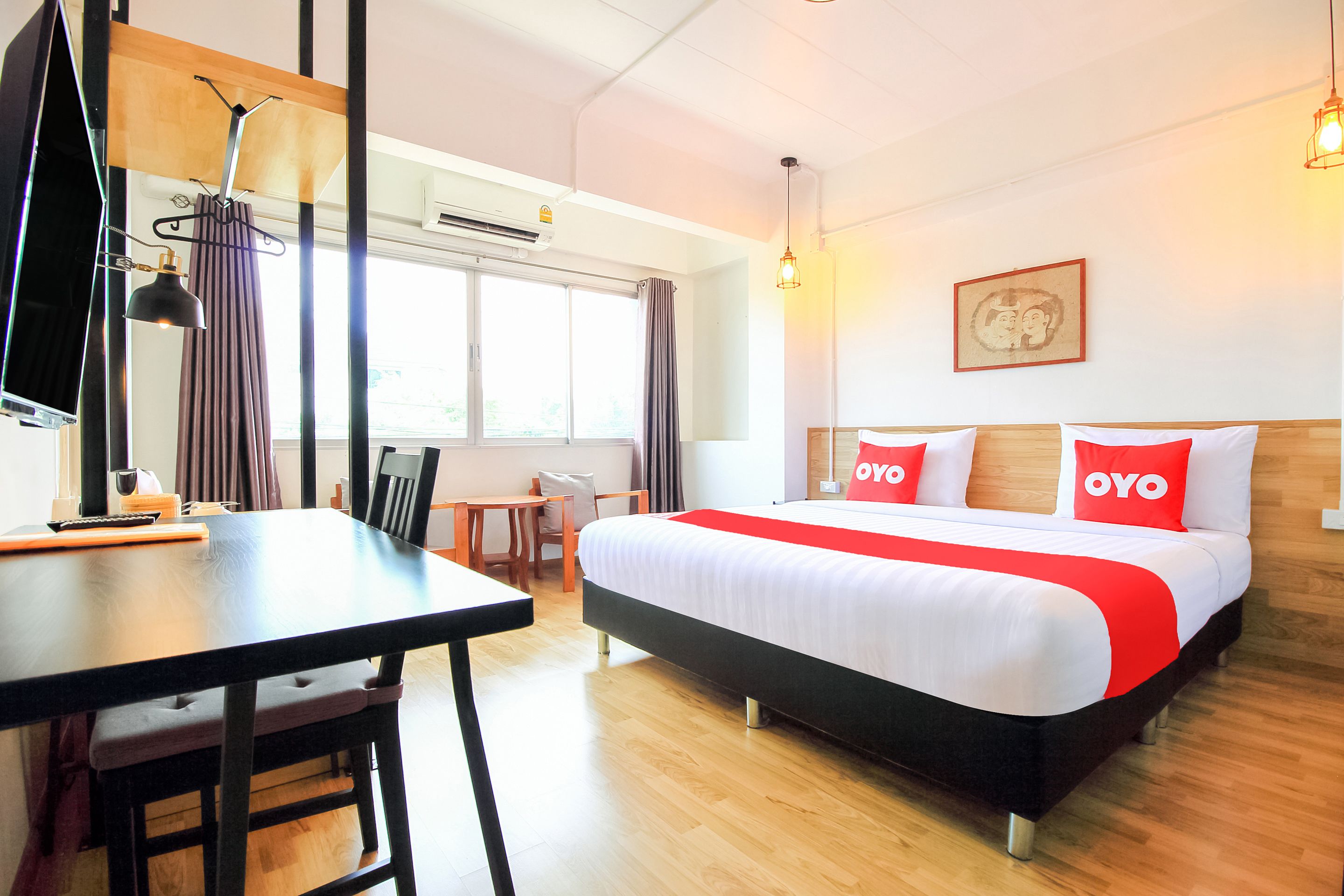 premier double room | 1 bedroom, desk, free wifi, bed sheets