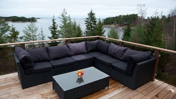 Premium Townhome, 3 Bedrooms, Sauna, Sea View | Terrace/patio