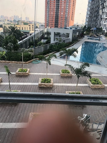 Cubao ManhattanHeights Unit 4Q Tower D
