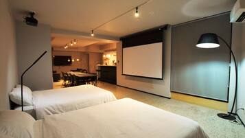 Individually decorated, individually furnished, soundproofing, free WiFi