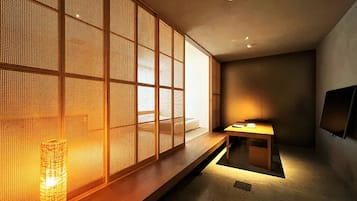 Premium Studio Suite, Multiple Beds, Non Smoking, Hot Tub