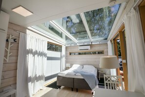 Villa, 1 Bedroom, Park View | Desk, laptop workspace, blackout drapes, free WiFi - Hostel Villa Kemi (Kemi)